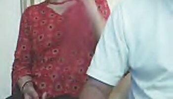 Une mignonne blonde se porno amateur africaine fait manger le manchon