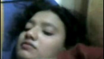 Ladyboy, une adolescente asiatique, Nan ne peut s'empêcher de jouir après avoir joué avec son video porno french amateur trou du cul