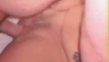 19 et 21 ans sexe amateur xxx baise lesbienne