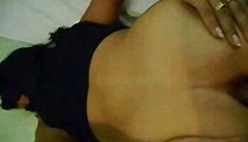 Grosse amateur film xxx bite noire sucée par un prof aux gros seins