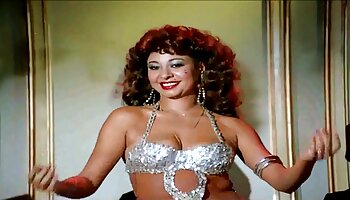 AssTraffic Spanish bubble butt reçoit un traitement de double pénétration video porno amateur africaine